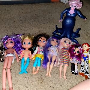 Colorful Bundle of fashion dolls